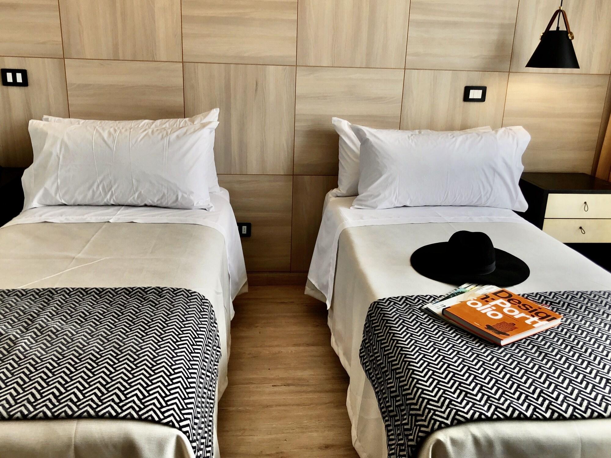 Rq Santa Magdalena Aparthotel Santiago Ngoại thất bức ảnh
