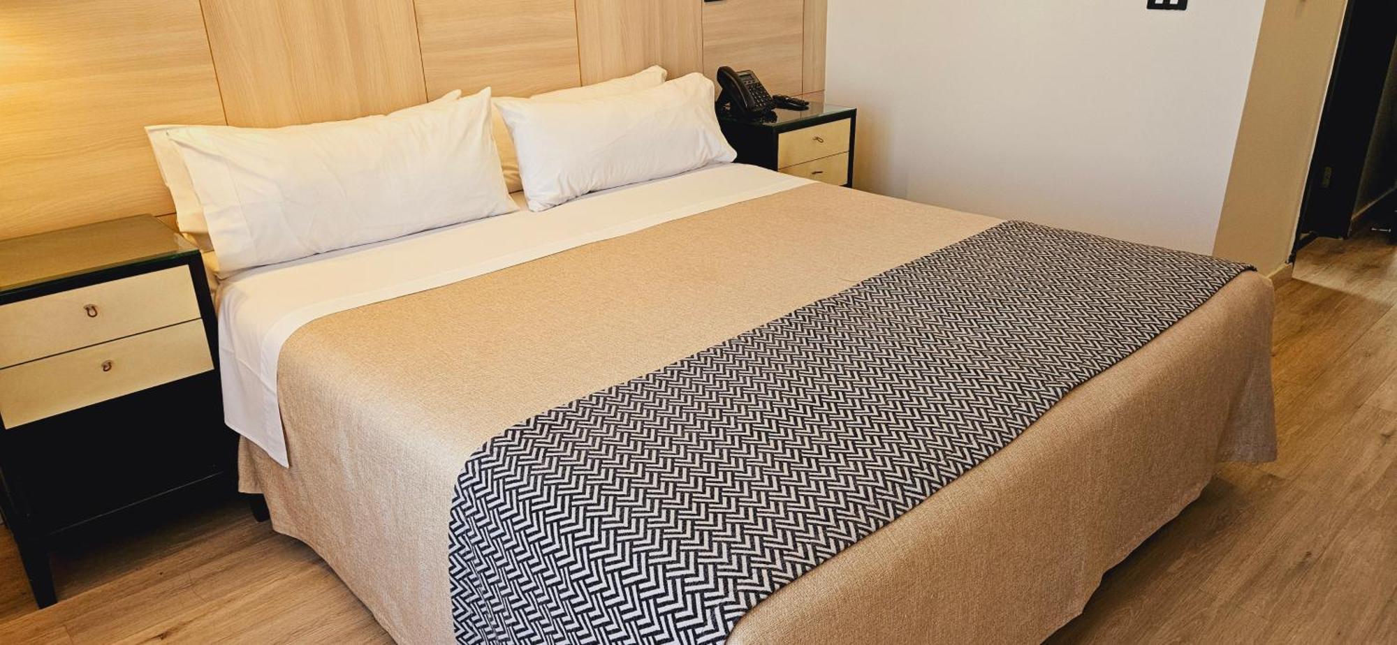 Rq Santa Magdalena Aparthotel Santiago Ngoại thất bức ảnh